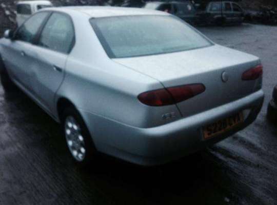 Alfa Romeo 166 (936)
