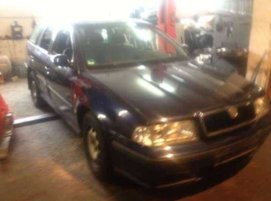 Skoda Octavia Tour (1U)