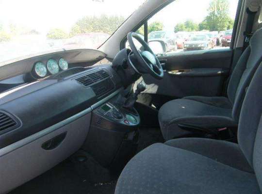 Peugeot 807