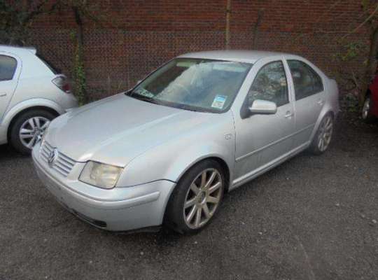 Volkswagen Bora (1J2)