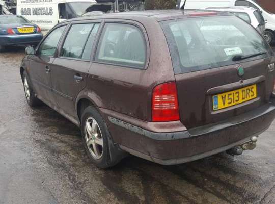 Skoda Octavia Tour (1U)