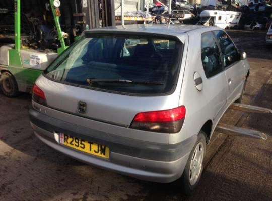 Peugeot 306