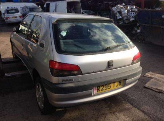 Peugeot 306