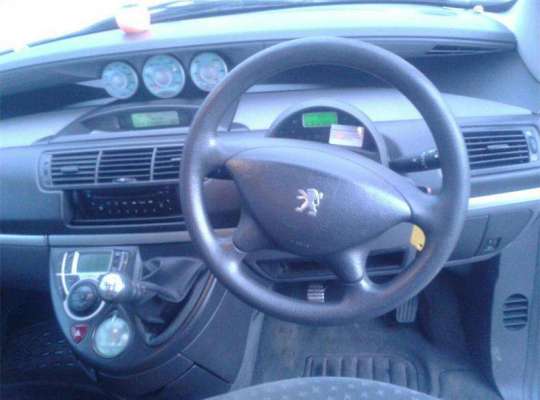 Peugeot 807