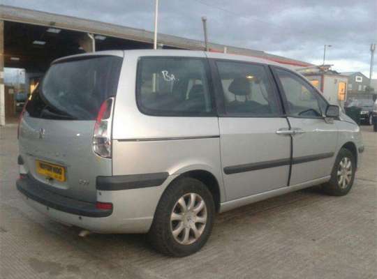 Peugeot 807