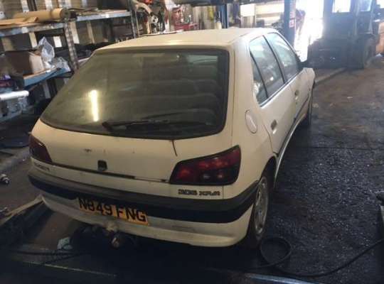 Peugeot 306