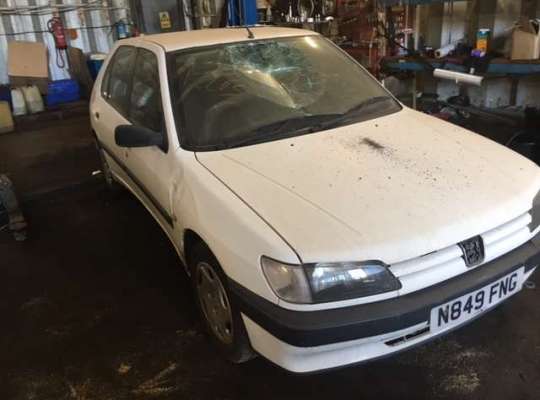 Peugeot 306