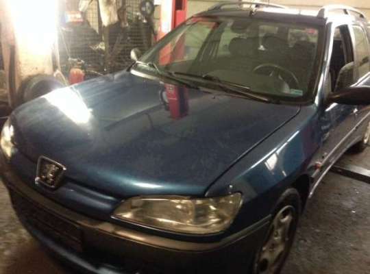 Peugeot 306