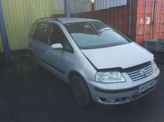 Volkswagen Sharan (7M)