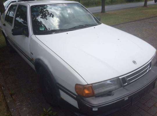 Saab 9000