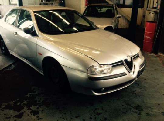Alfa Romeo 156 (932)