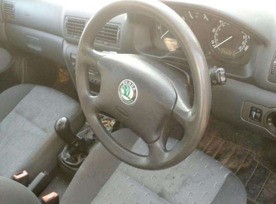 Skoda Octavia Tour (1U)