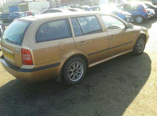 Skoda Octavia Tour (1U)