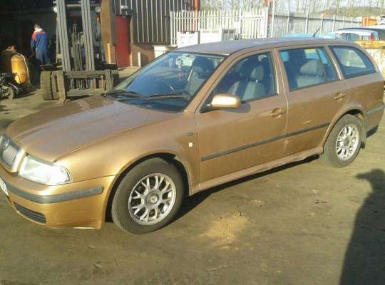 Skoda Octavia Tour (1U)