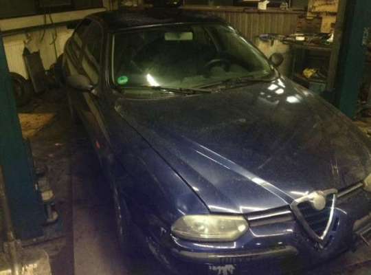 Alfa Romeo 156 (932)
