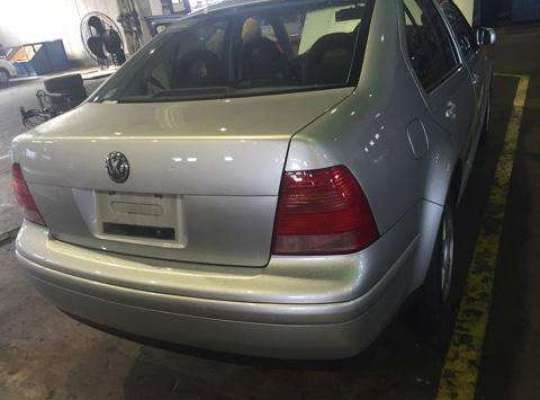 Volkswagen Bora (1J2)