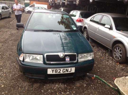 Skoda Octavia Tour (1U)