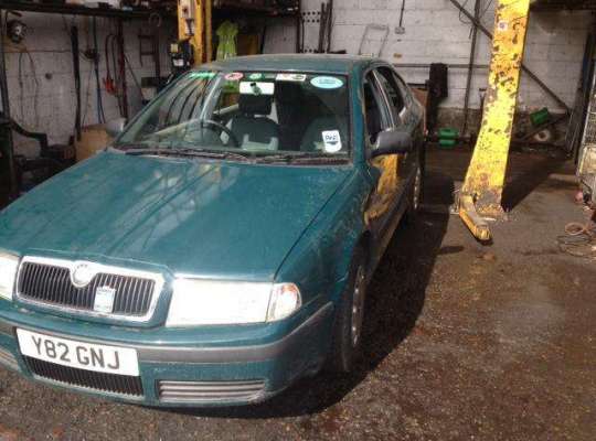 Skoda Octavia Tour (1U)