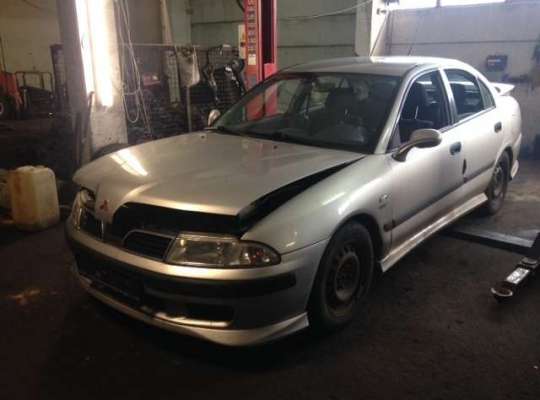 Mitsubishi Carisma