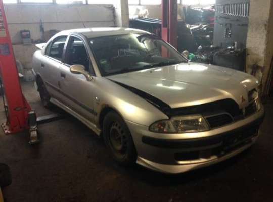 Mitsubishi Carisma
