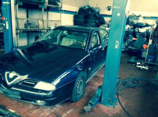 Alfa Romeo 166 (936)