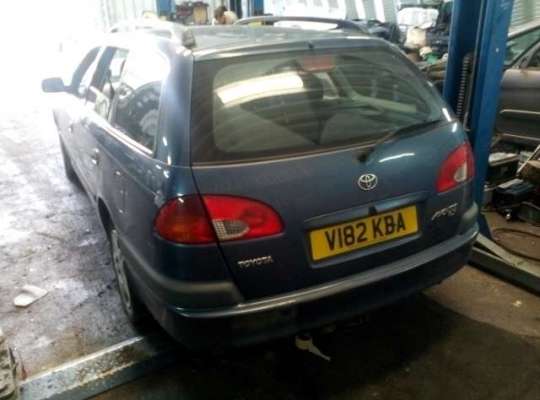 Toyota Avensis I