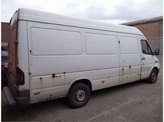 Mercedes-Benz Sprinter (903)