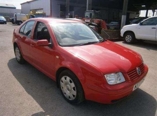 Volkswagen Bora (1J2)
