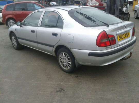 Mitsubishi Carisma