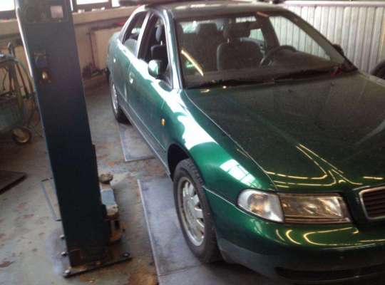 Audi A4 (8D, B5)