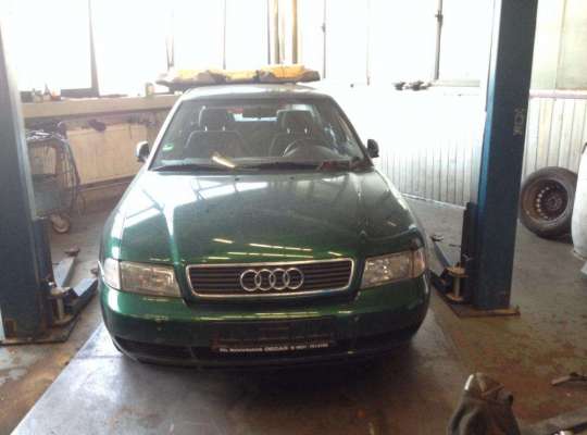 Audi A4 (8D, B5)