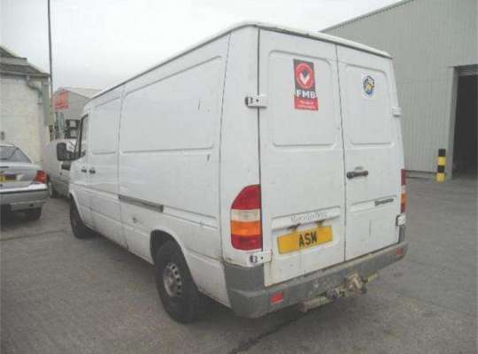 Mercedes-Benz Sprinter (903)