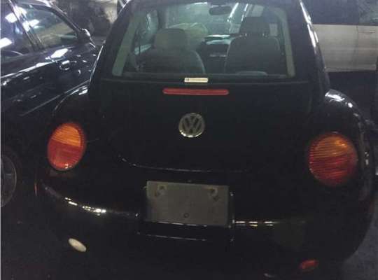 Volkswagen NEW Beetle (9C)