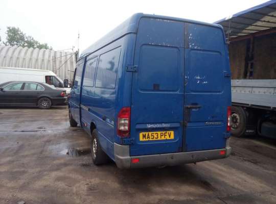 Mercedes-Benz Sprinter (903)