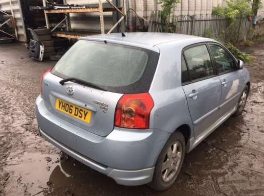 Toyota Allex | Corolla Runx (NZE12)