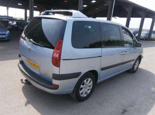 Peugeot 807