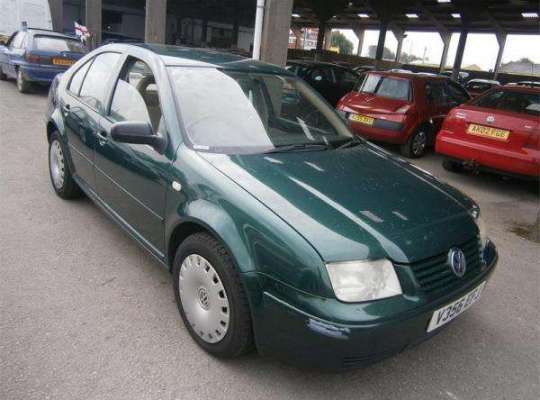 Volkswagen Bora (1J2)