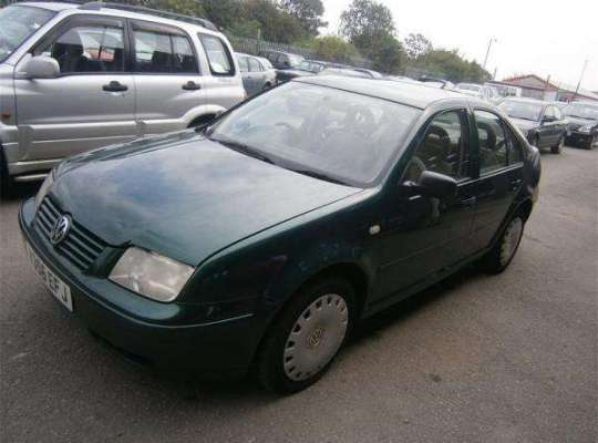 Volkswagen Bora (1J2)
