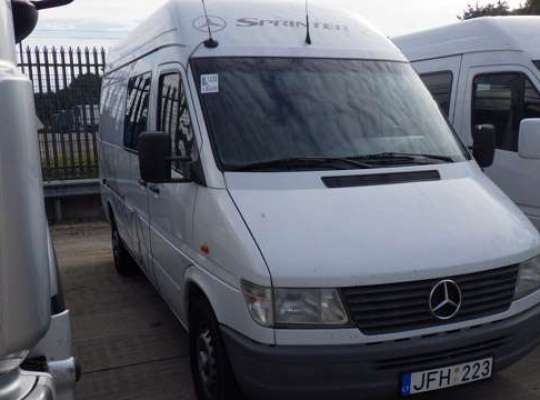 Mercedes-Benz Sprinter (903)