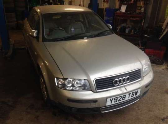 Audi A4 (8E/8H, B6)