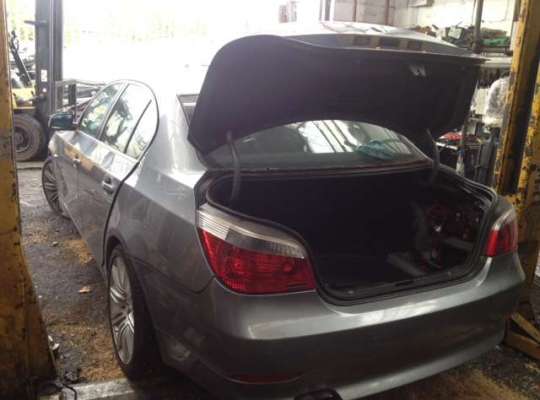 BMW 5 (E60/E61)