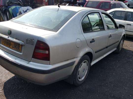 Skoda Octavia Tour (1U)