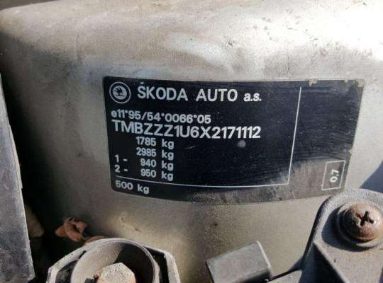 Skoda Octavia Tour (1U)