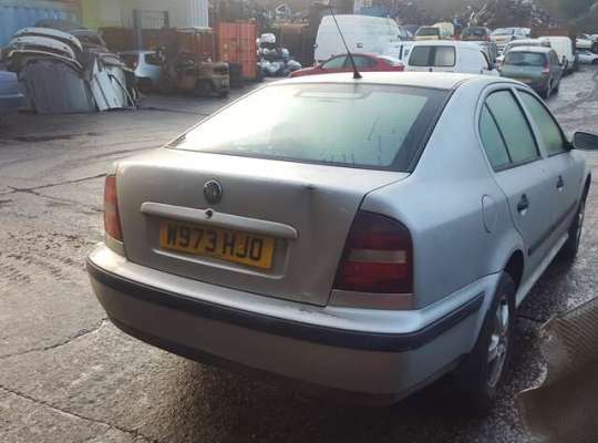 Skoda Octavia Tour (1U)