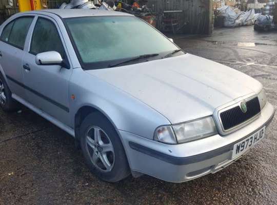Skoda Octavia Tour (1U)