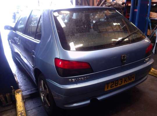Peugeot 306