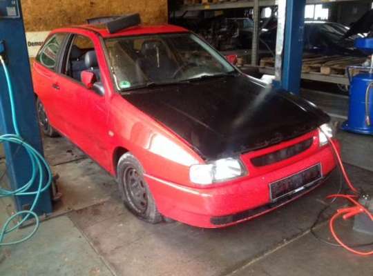 SEAT Ibiza II (6K1)