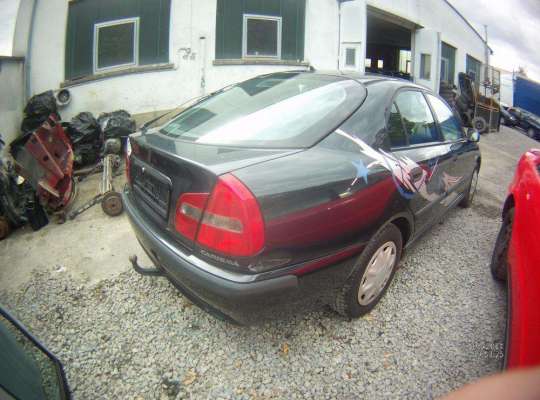 Mitsubishi Carisma