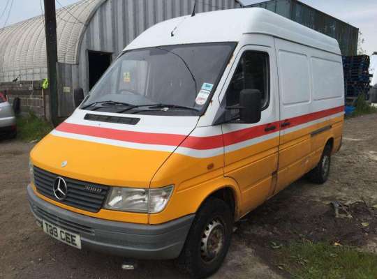 Mercedes-Benz Sprinter (903)