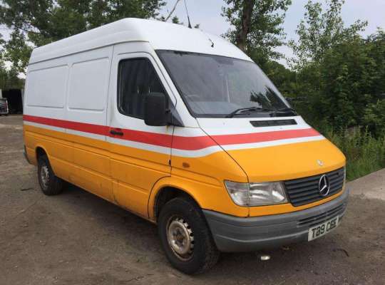Mercedes-Benz Sprinter (903)
